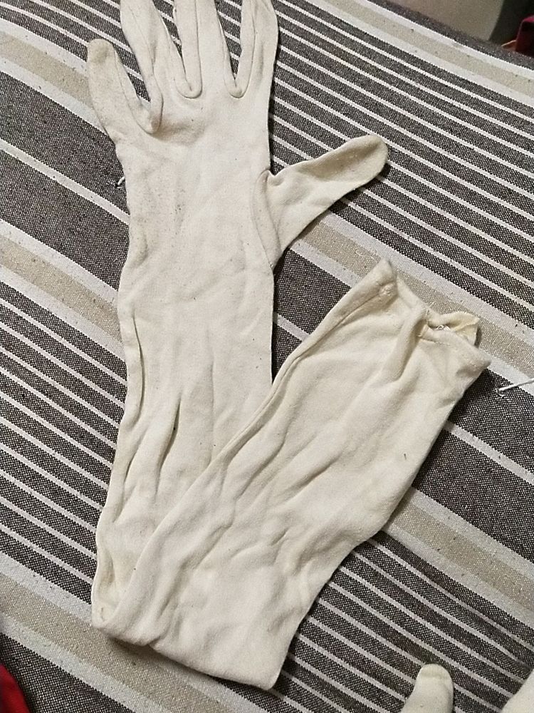 Full Hands Gloves - Girls/Ladies