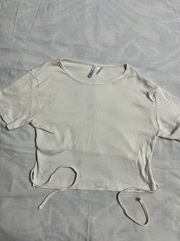 H&amp;m Divided Crop Top