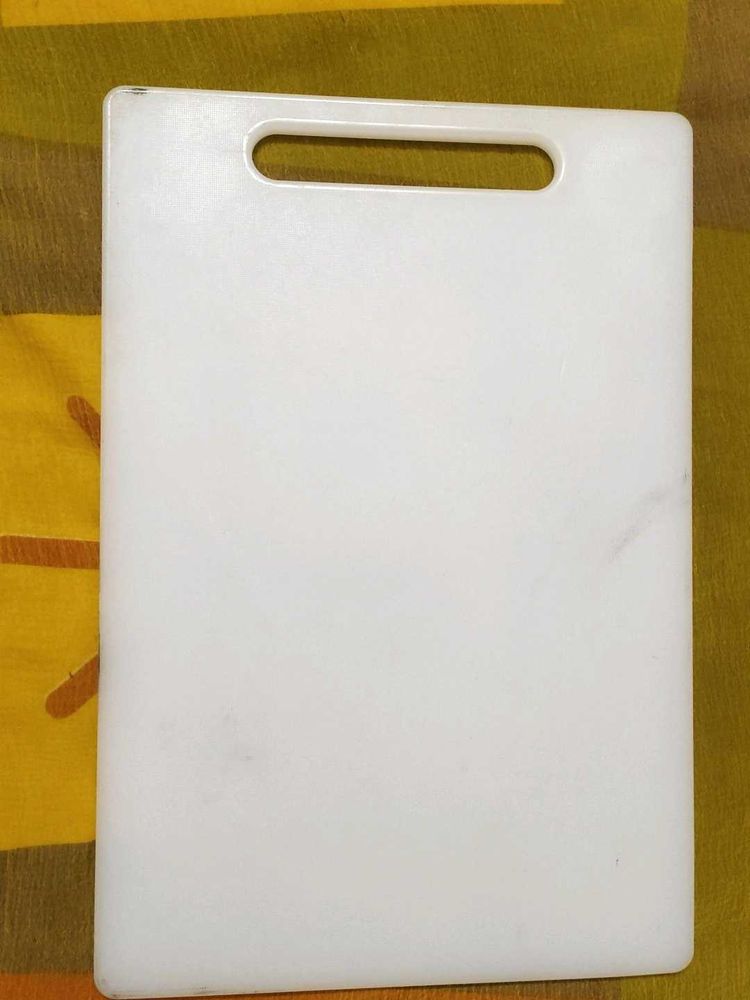 White Plastic Cutting Board