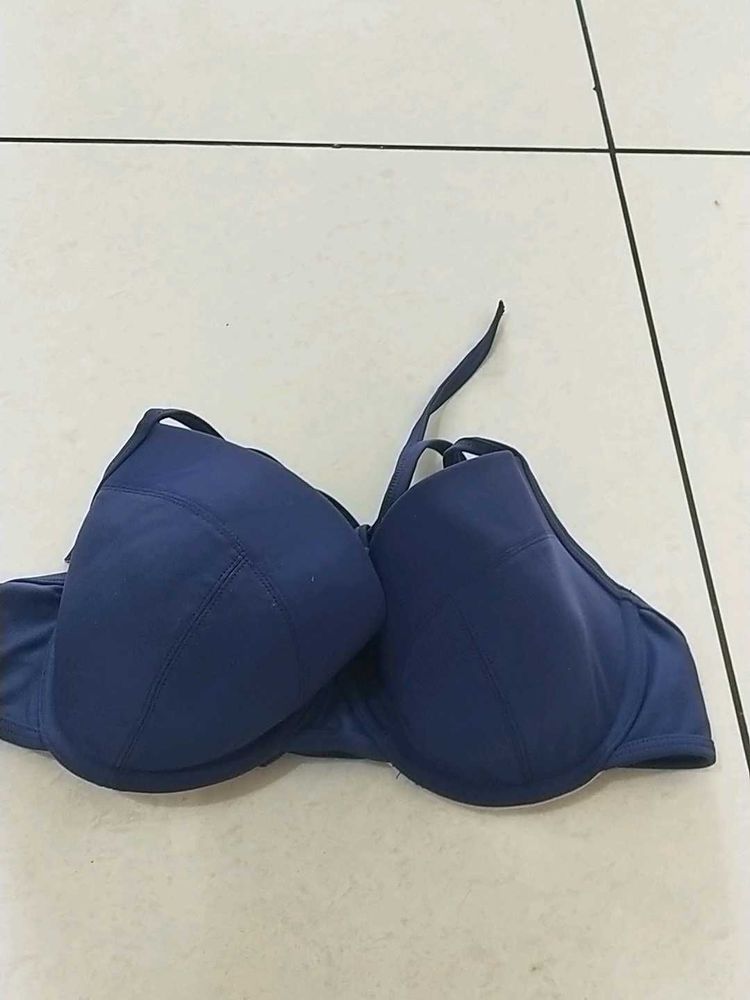 L Size Bra  💙