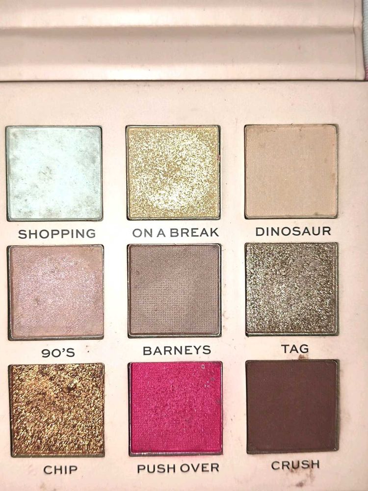Makeup Revolution Eye Shadow Palette