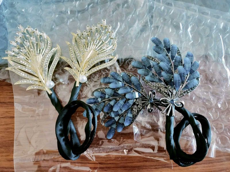 RHINESTONE FLOWER HAIR CLIPS