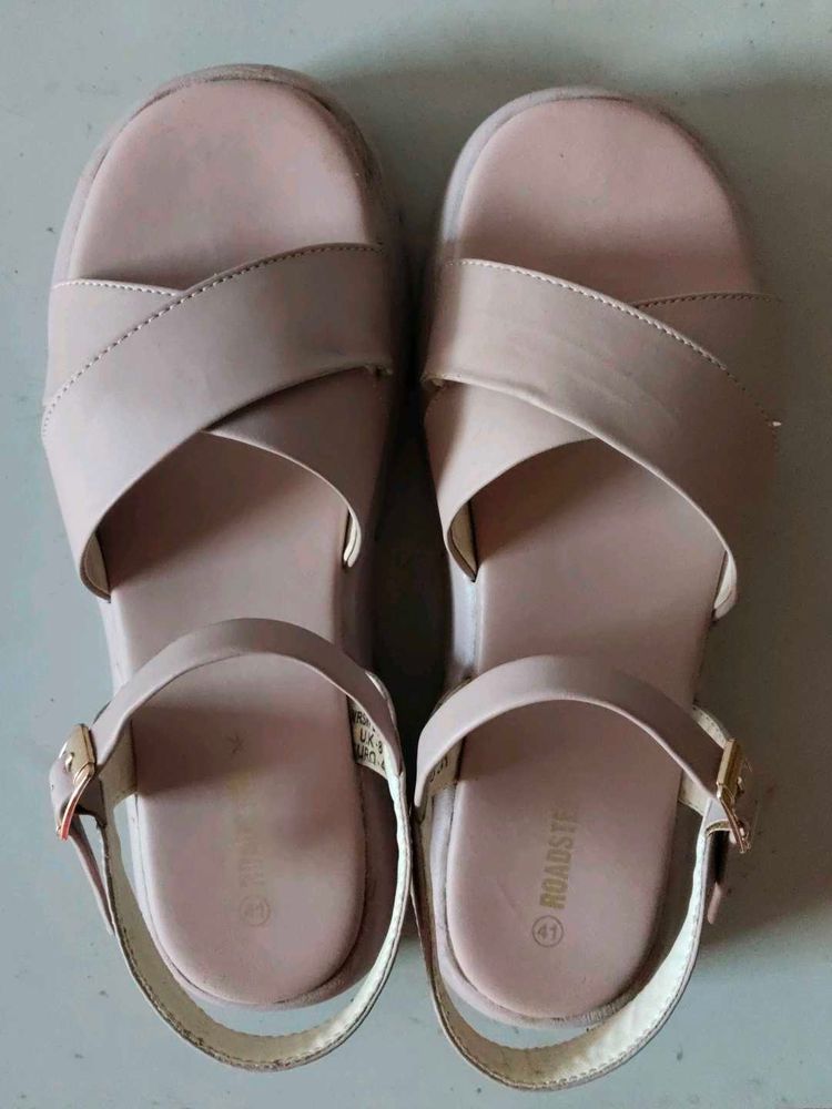 Roadster Criss Cross Sandals