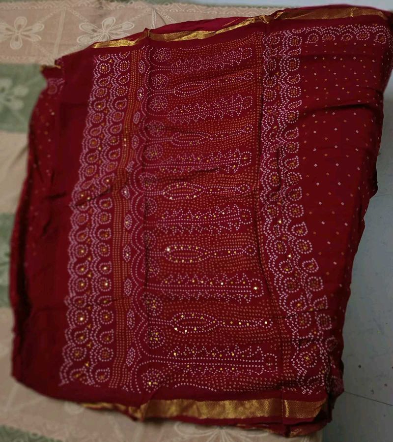 Maroon Bandhani Saree