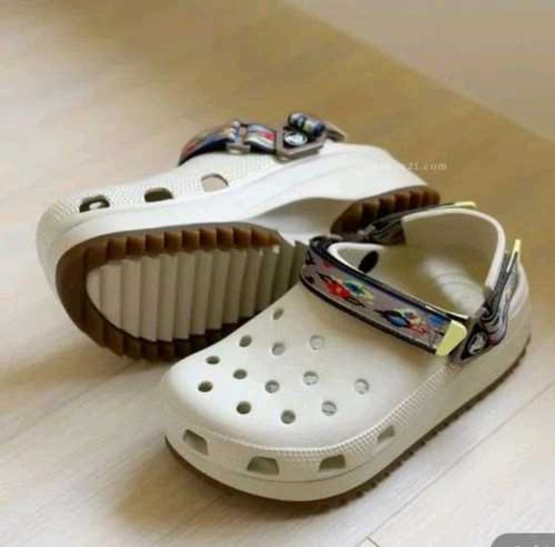 Platform Crocs