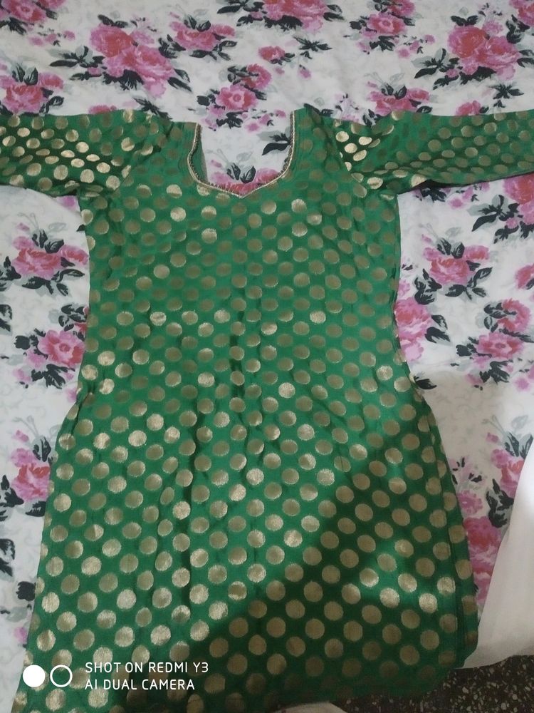 Green And Golden Kurta