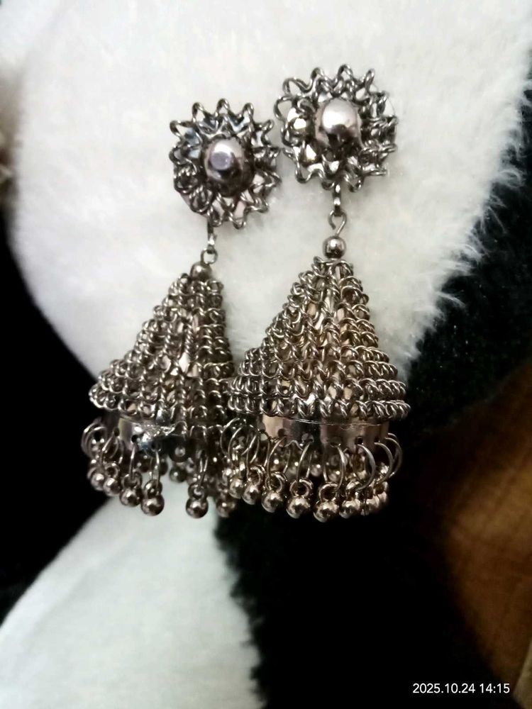 Silver Jhumka Earrings
