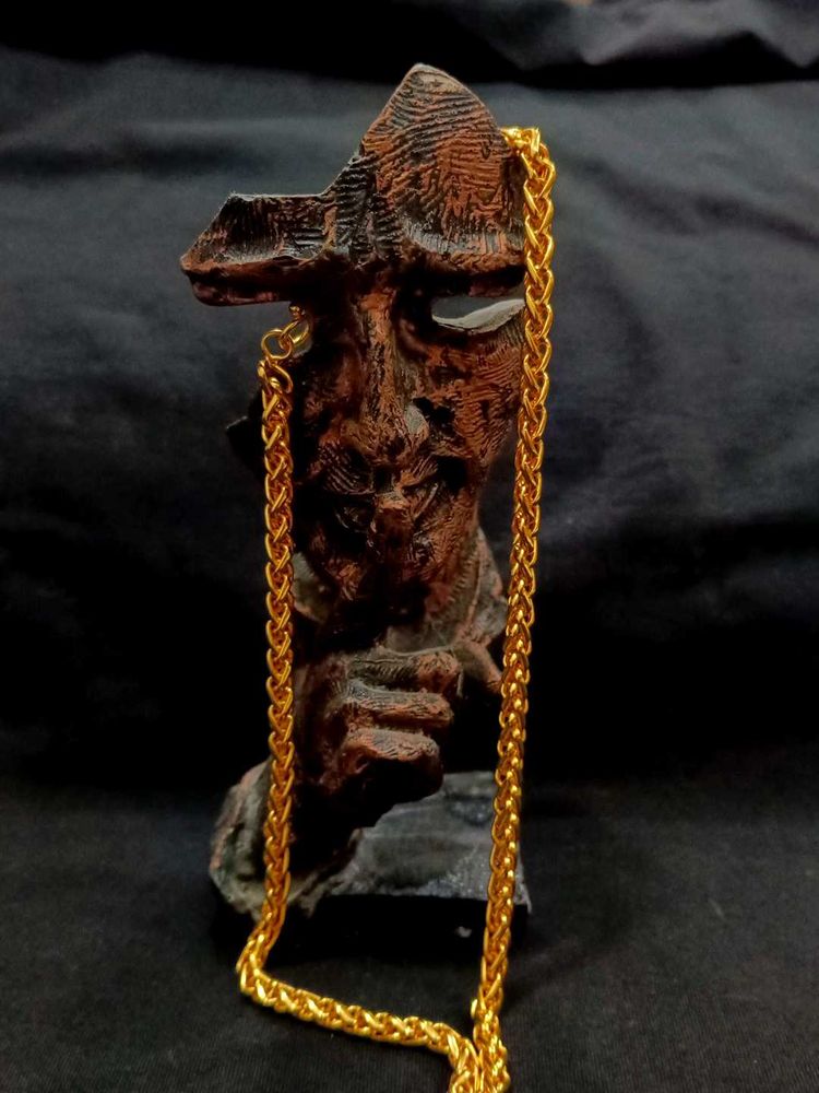 Stunning Imitation Gold ( heavy )  Chain.