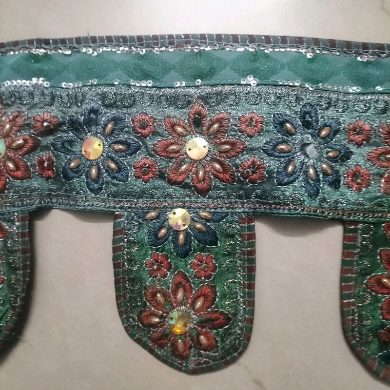 Door Hanging Arch