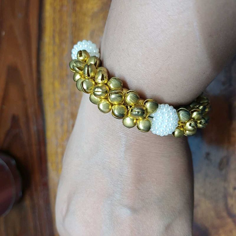 Ghungroo And White moti/ beads Bracelet