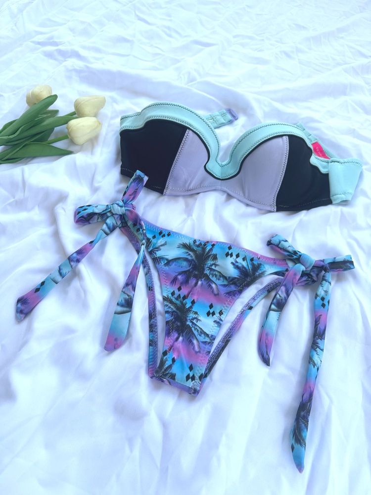 VS Beach Bikini Set