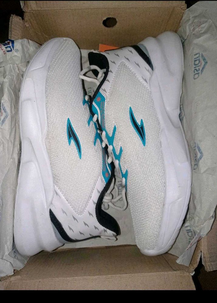 New White &amp; Teal Athletic Running Shoes
