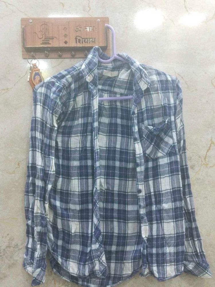 blue checks shirt