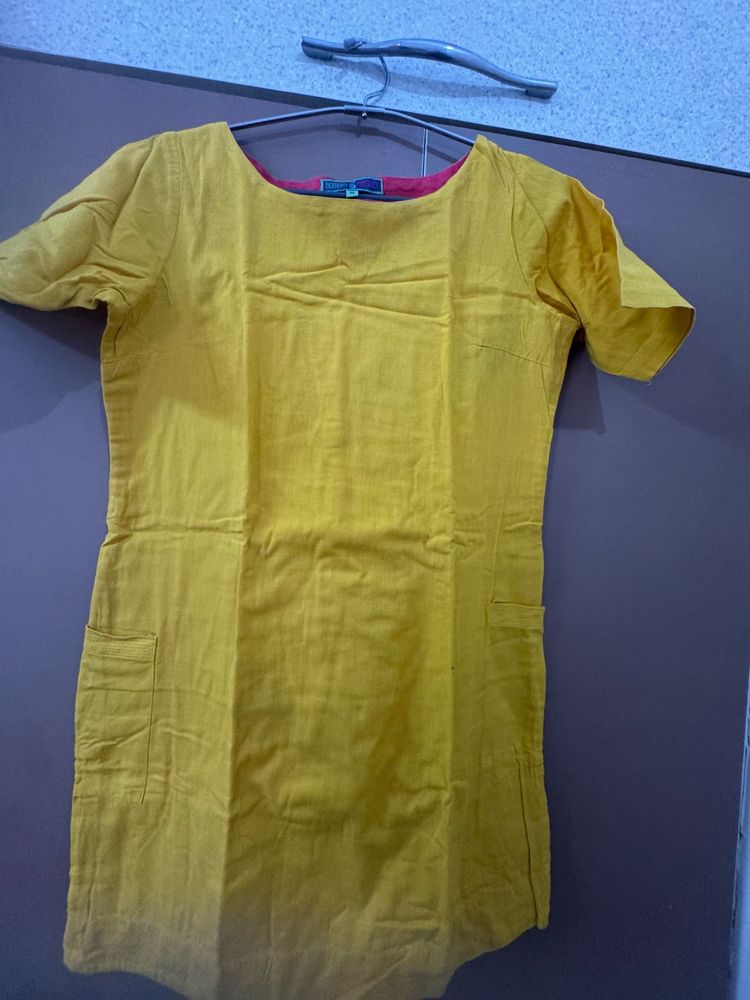 Yellow Colour Short Kurti