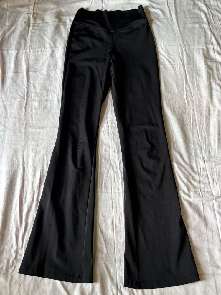 DRYFIT FLARED BLACK LOWER FOR GYM