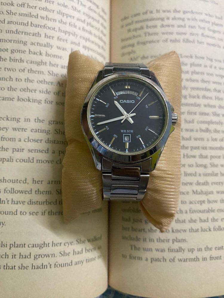 Casio MTP-1370 (Casiolex)