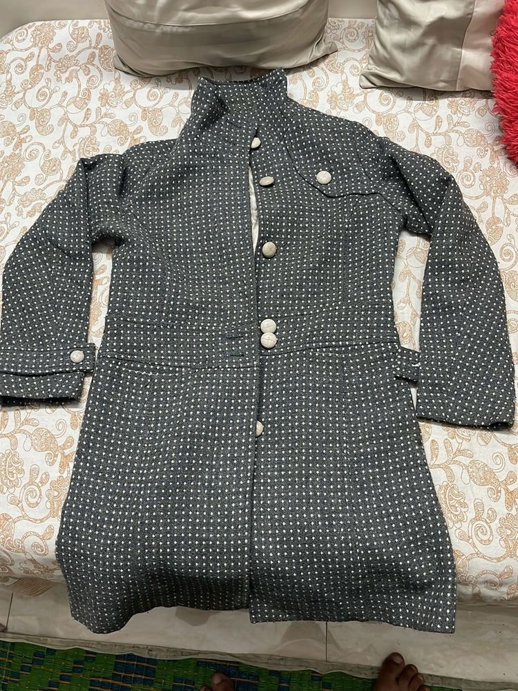 Stylish Grey Patterned Coat