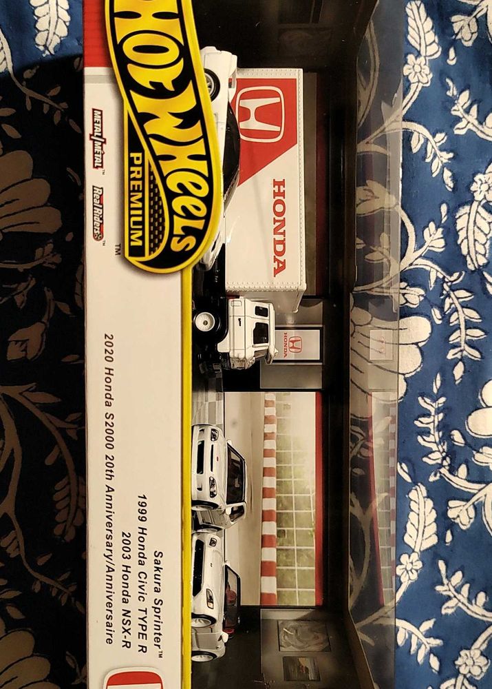 Hotwheels Premium Pack