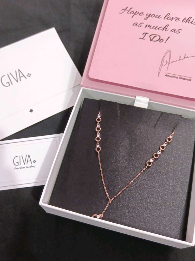 Giva Necklace 🆕✨