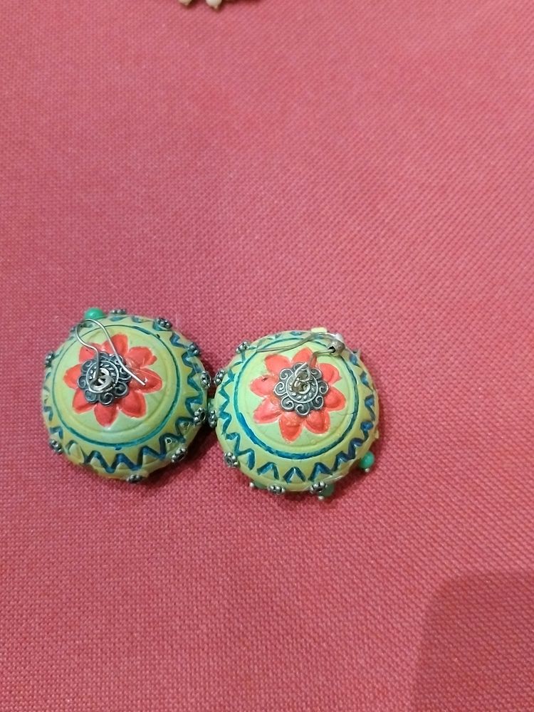 Earring