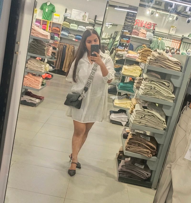 White Shimmer Dress Short