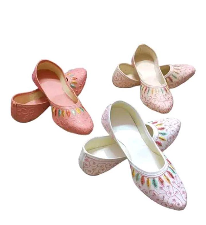 Offer 3 combo Embroidered Women&#39;s Juttis