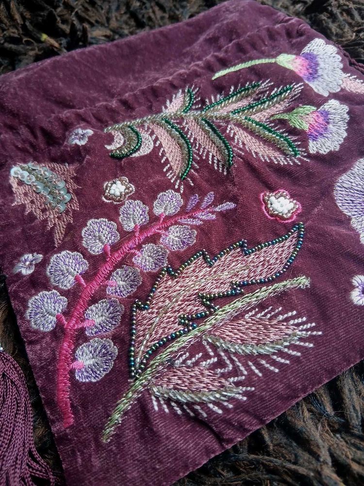 Potli With Sling Bag 💜