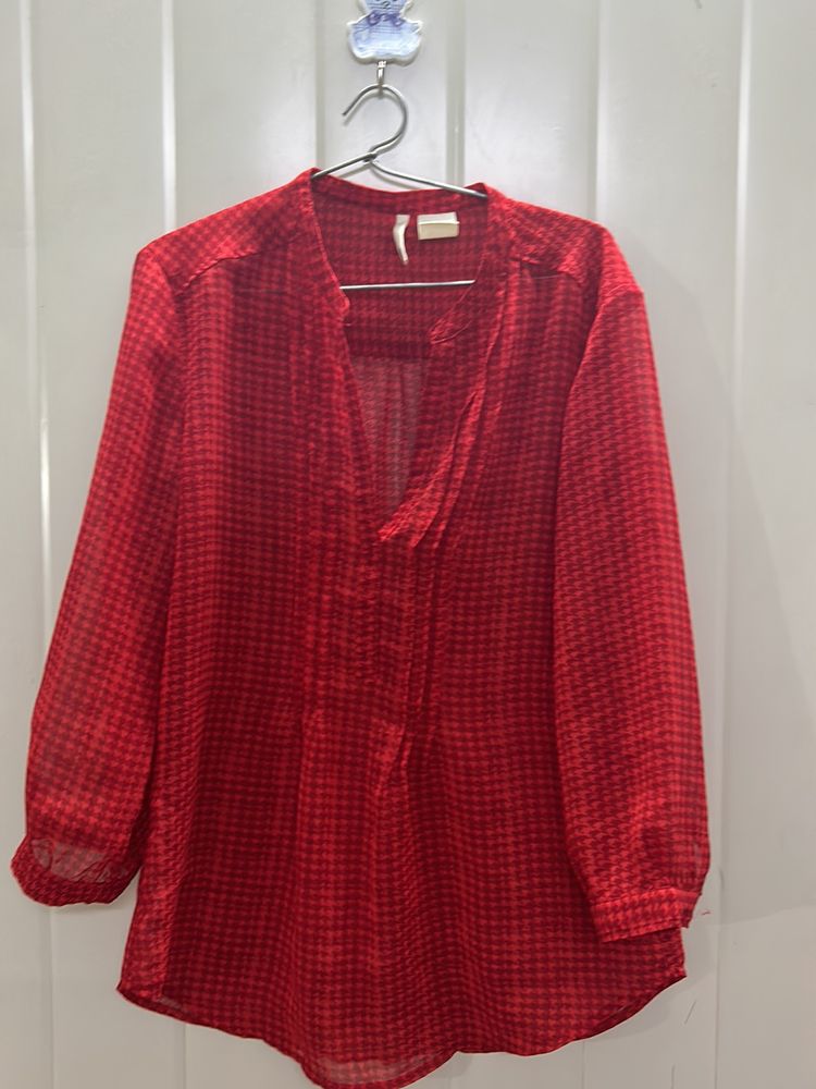 Red Top Levis