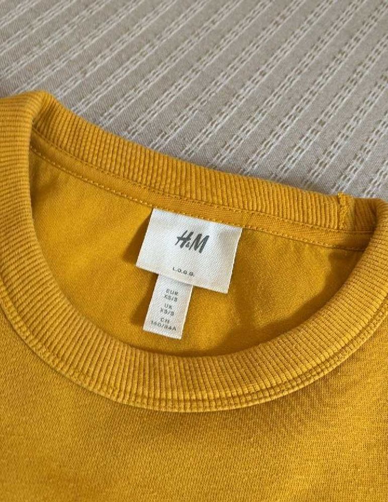 H&amp;M Sweatshirt