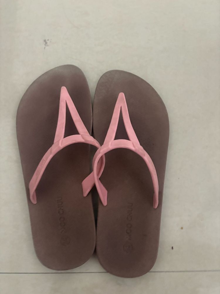 RICO CHUU Pink Thong Sandals