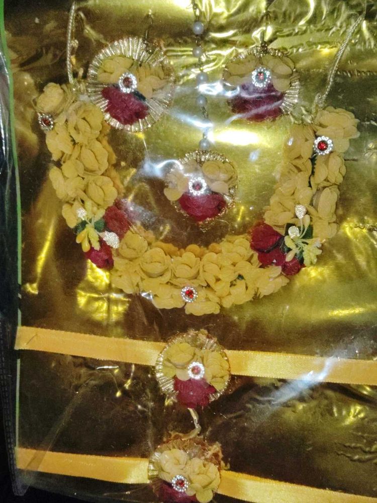 Mehndi - Haldi Jewellery Set