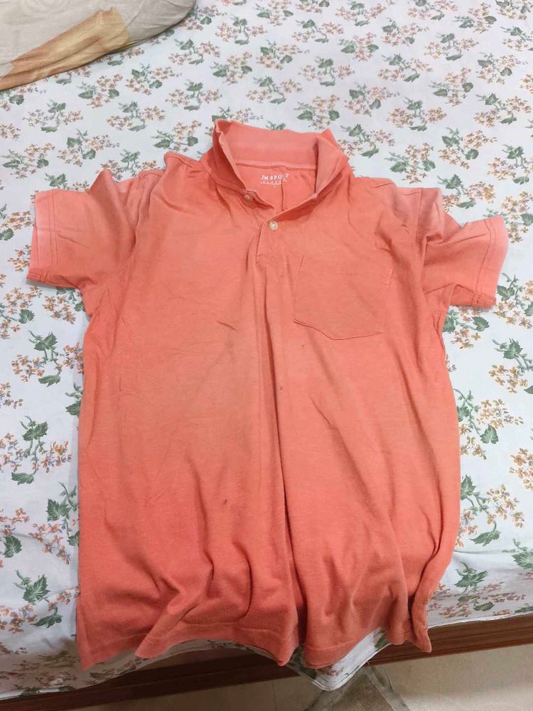 T SHIRT