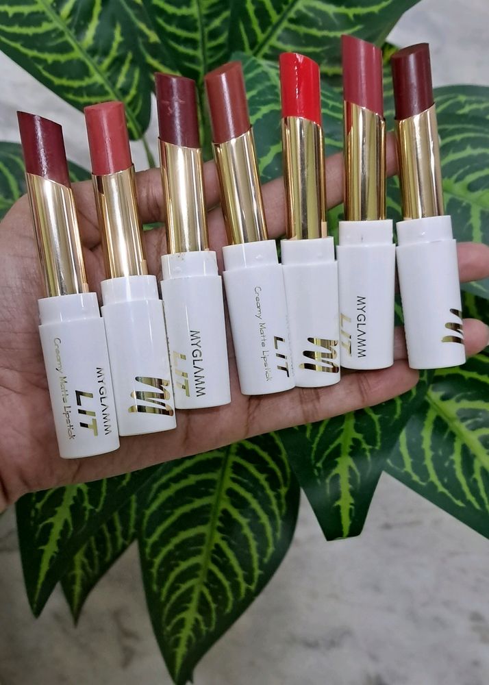 Combo Myglamm Lit Creamy Matte lipstick &amp;Sheetmask