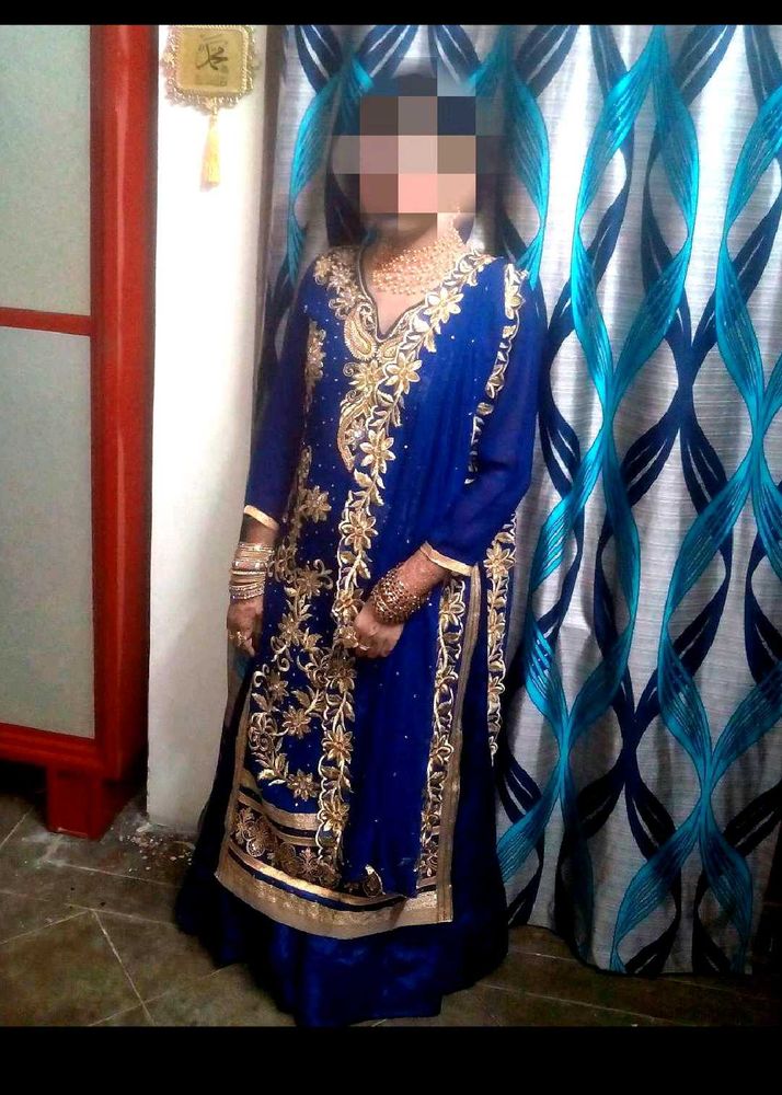 Elegant Blue Embroidered Kurta Set