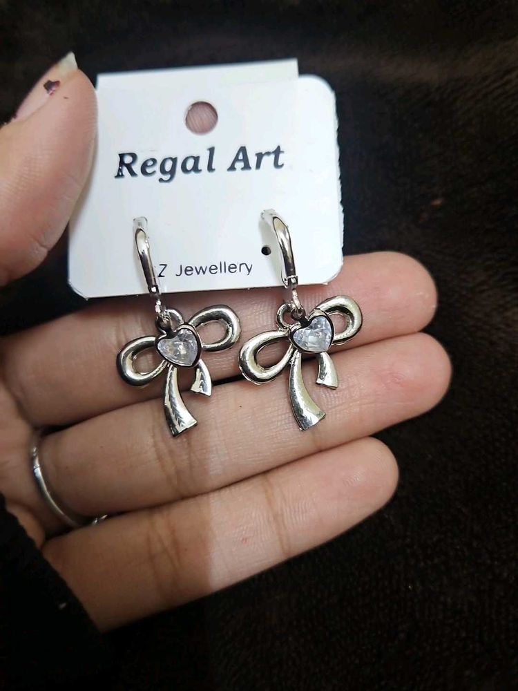 Regal Art Silver Bow Earrings