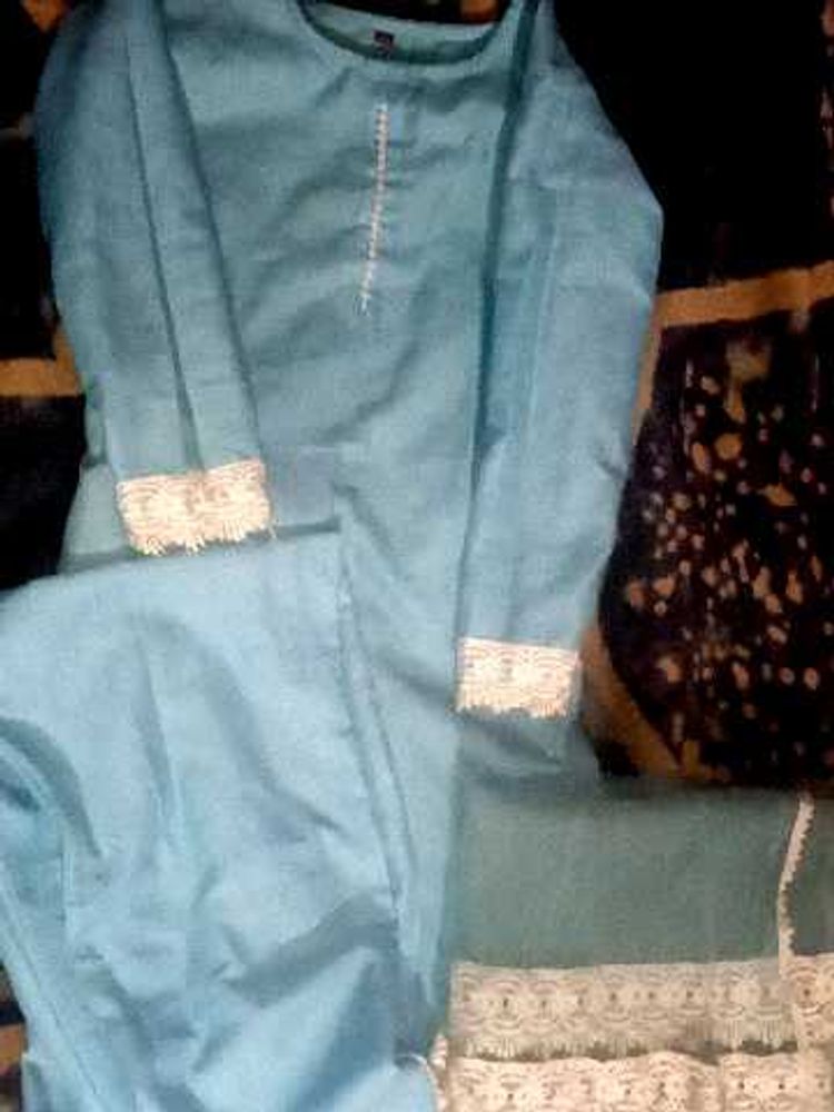 Blue Kurta Set with Lace Detail