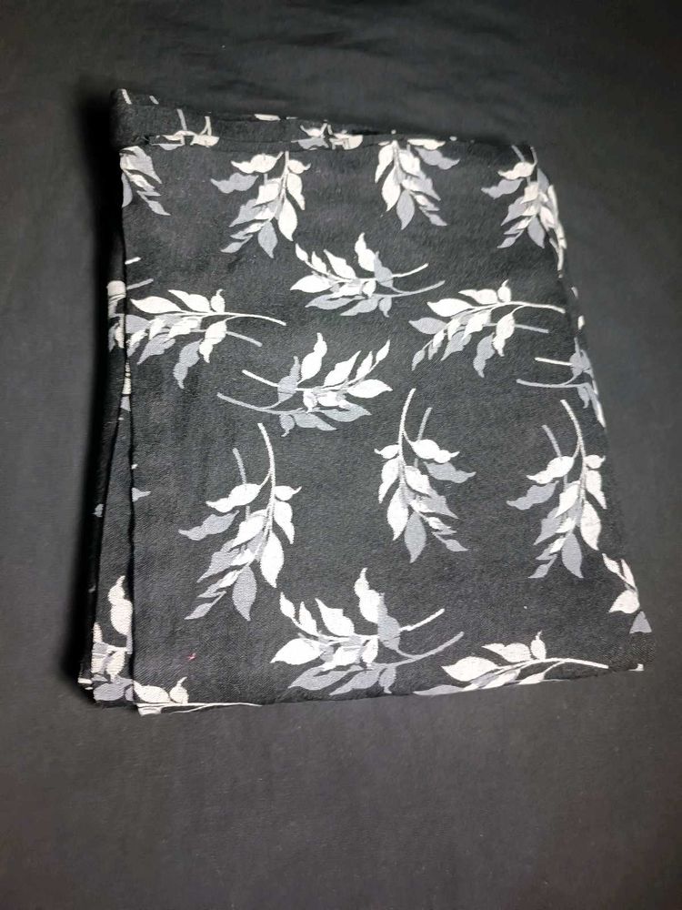 Floral Leaf Print Scarf