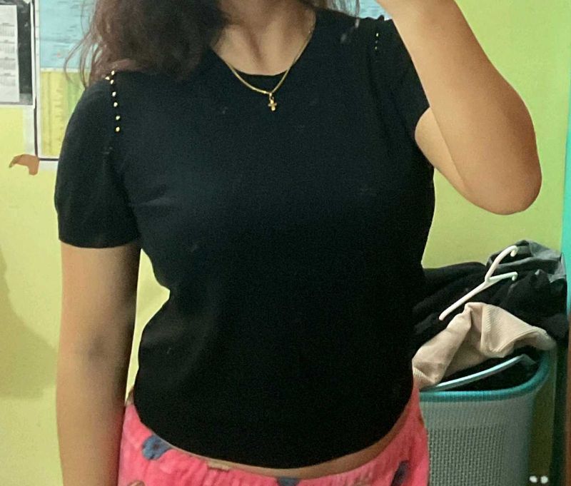 Black Short Sleeve Top