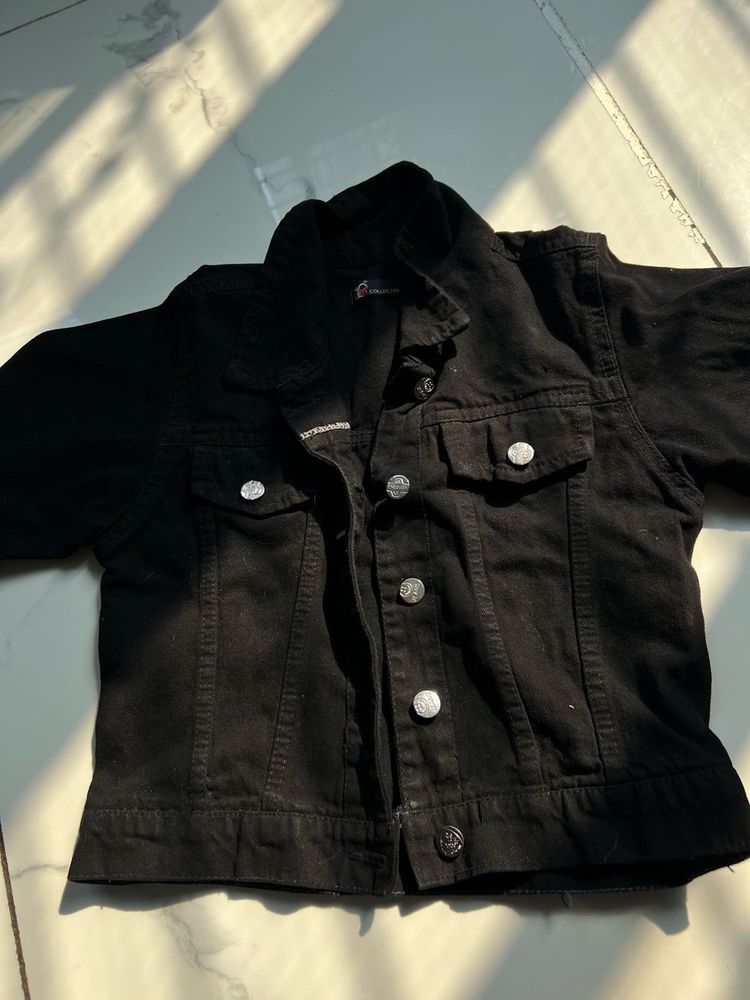 BLACK JEAN JACKET
