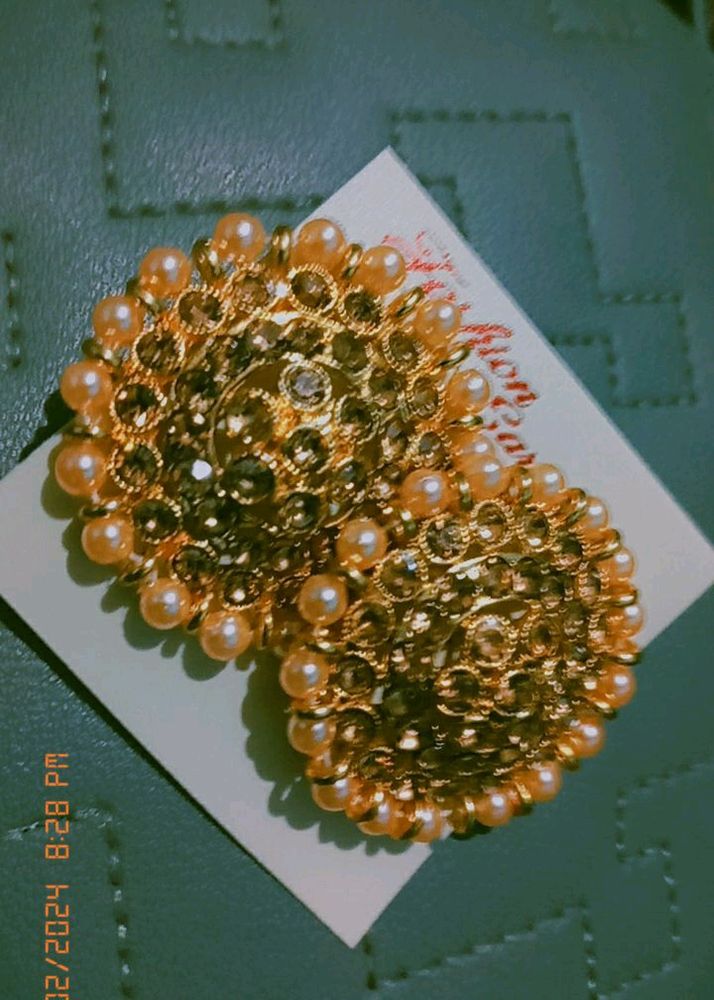 Stunning Gold Earings For Ethic Wear💗