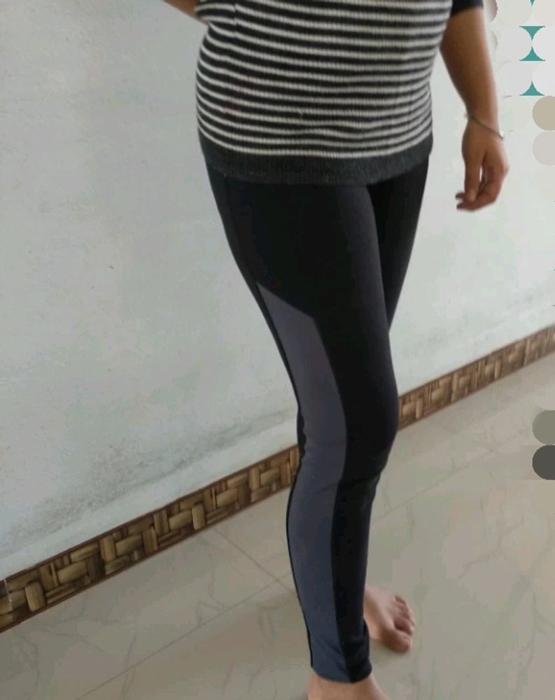Women Black Colour Tights
