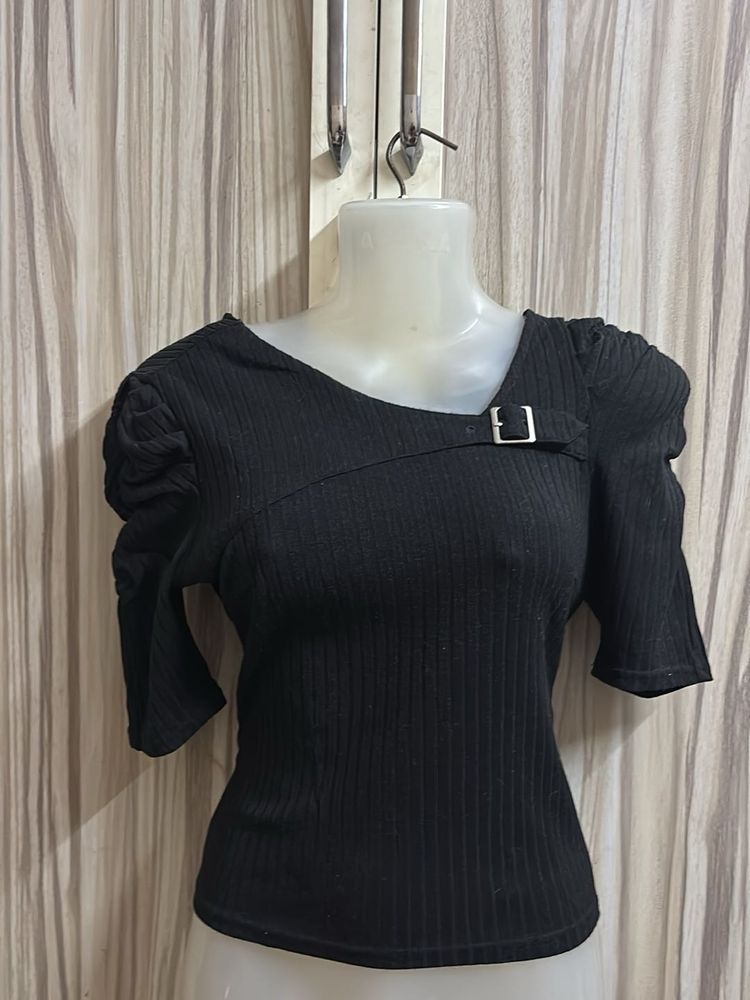 ⭕️B3G1⭕️ + 30 % Off On Combo❗️ Ribbed Buckle Top