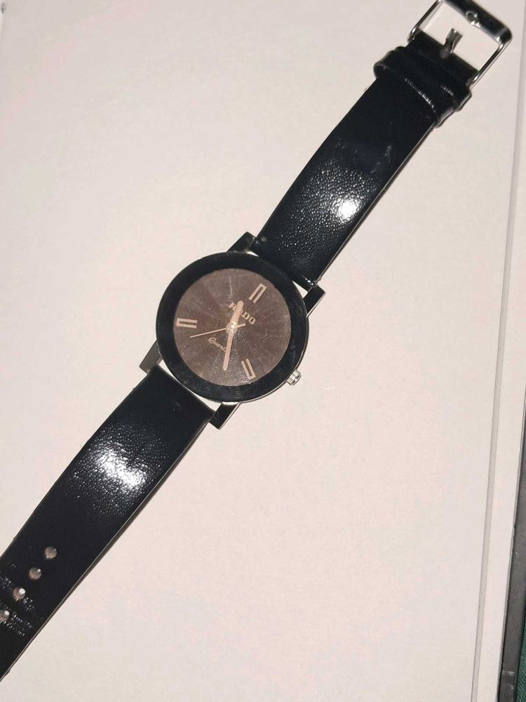 Elegant Black Watch