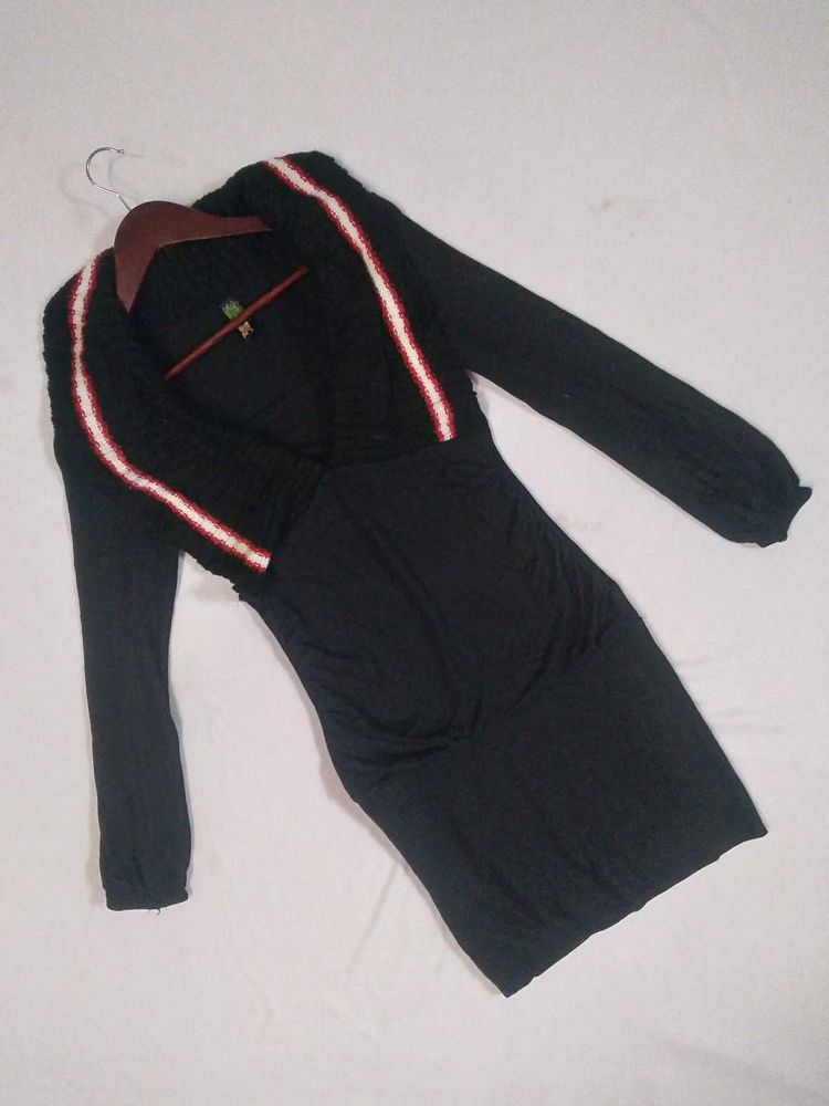 Black Long Sleeve bodycone Dress