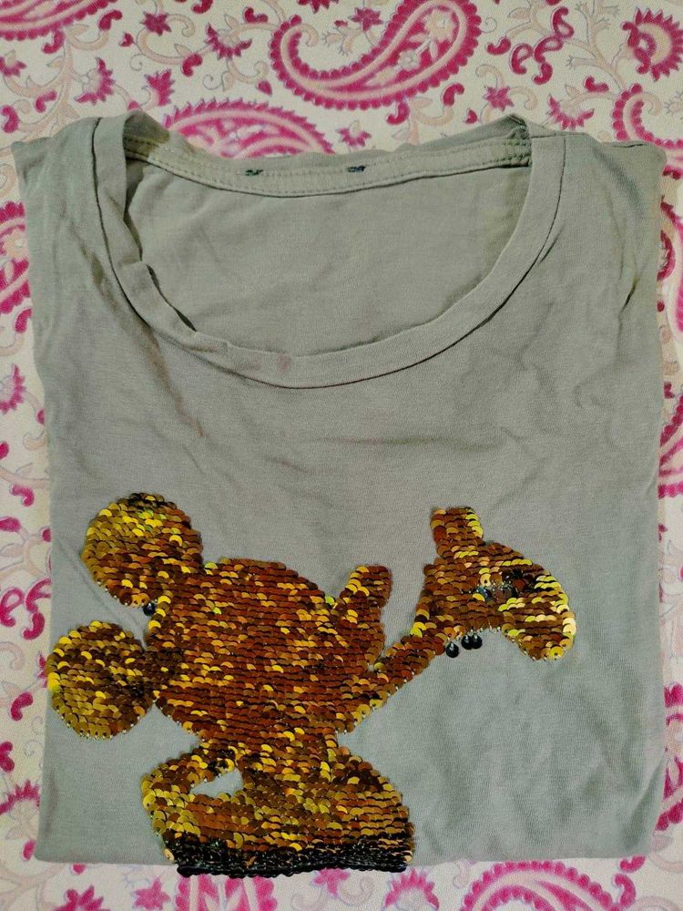 Sequin Giraffe Tee