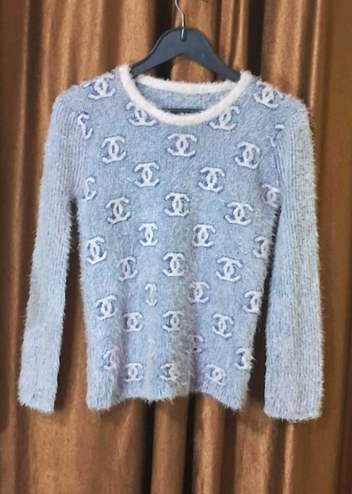 Imported Sweater Size 36 inches
