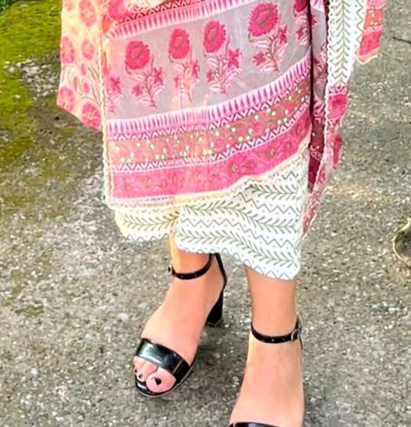 Black Heel