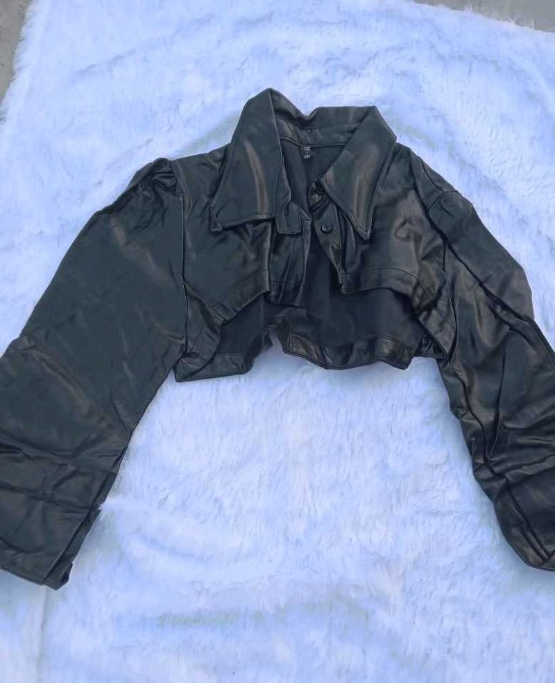 Crop Leather Jacket🖤