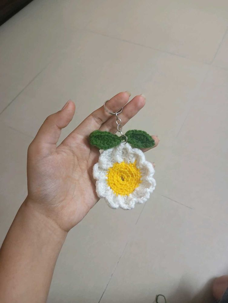 Daisy Crochet Keychain