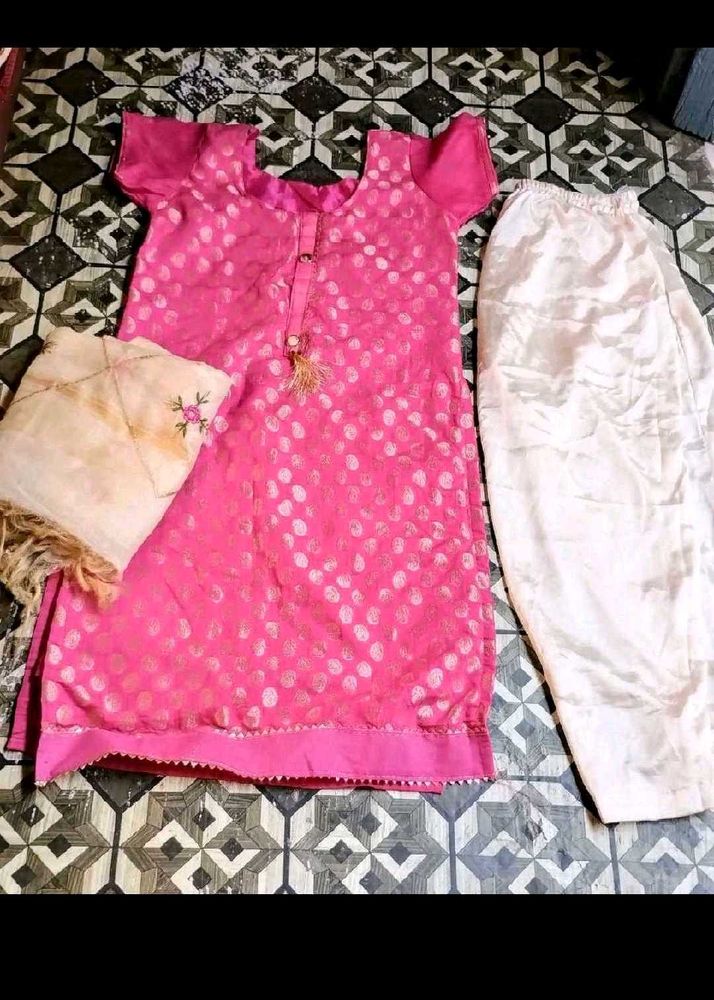 Kurta Pant With Dupatta Beautiful Pink Combination